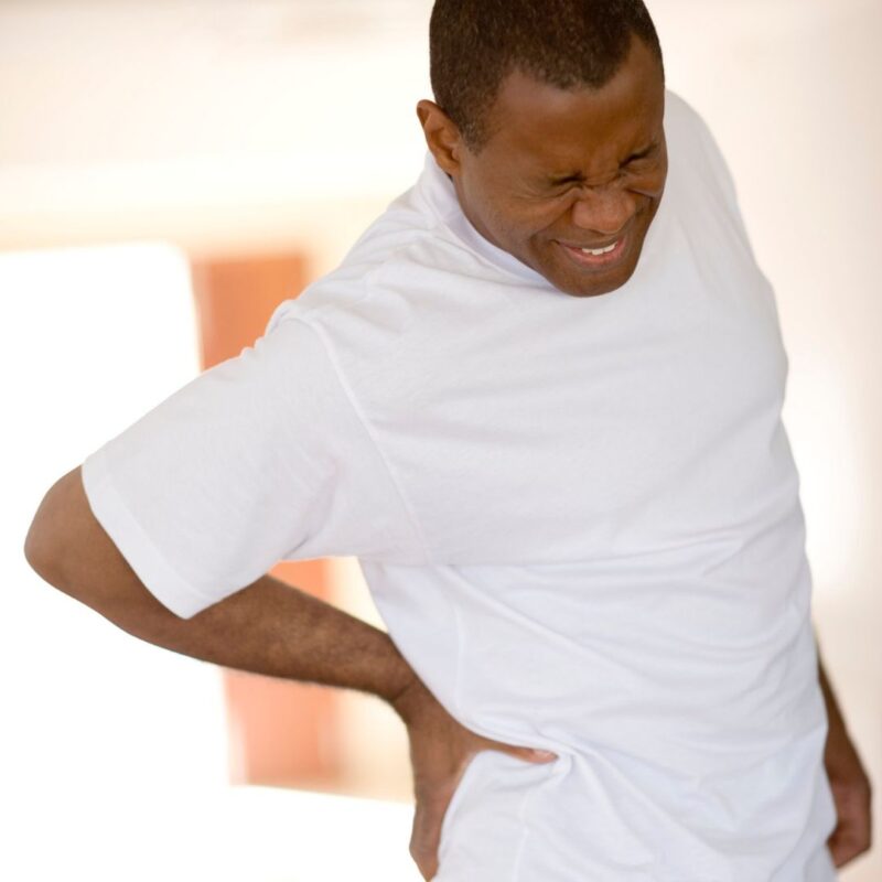 severe-lower-back-pain-when-walking-or-standing-causes-symptoms-and